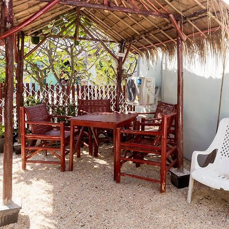 On The Beach Hotel Koh Lanta Bagian luar foto