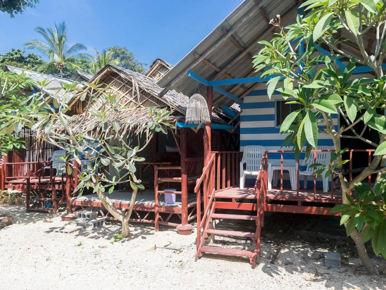 On The Beach Hotel Koh Lanta Bagian luar foto